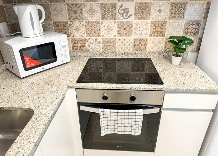 Laurel Del Pilar Comotucasa *