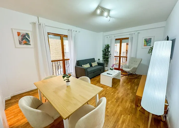 Laurel Del Pilar Comotucasa Apartment *